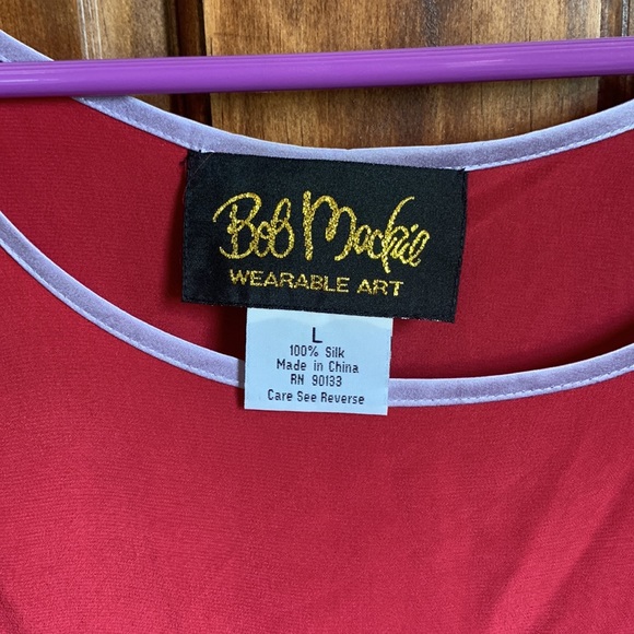 Vintage Bob Mackie Wearable Art
100% Silk Raspberry Sleeveless
Blouse Size L - Picture 2 of 4